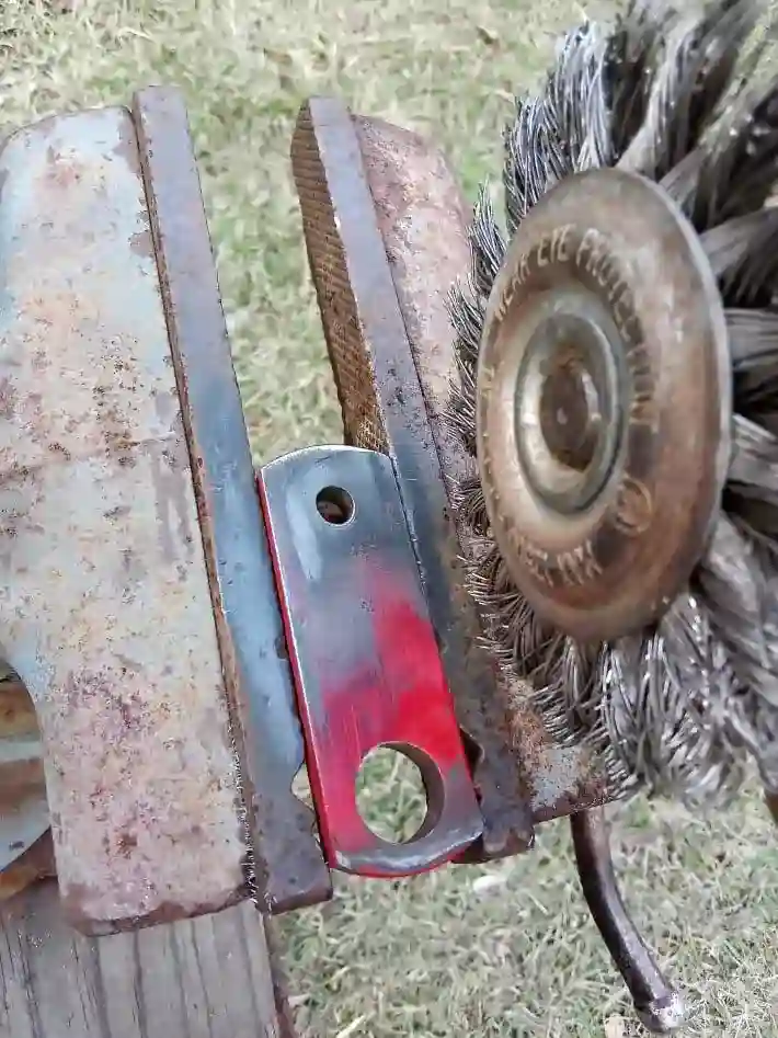wire wheel cleaning linkage parts
